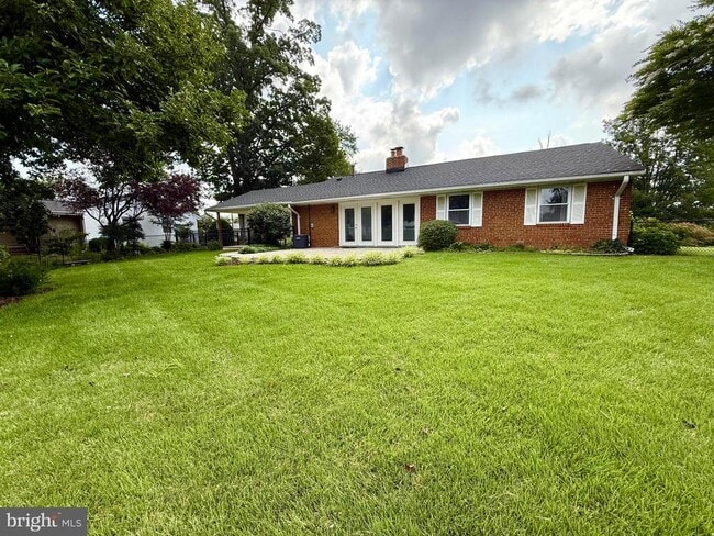 Building Photo - 5413 Ives Pl