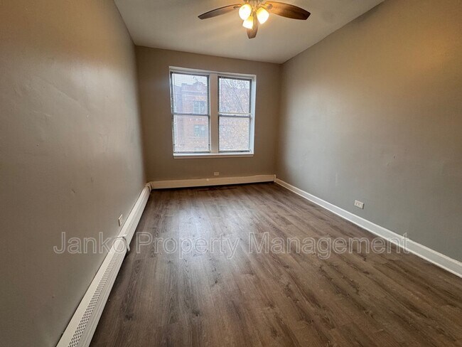 Building Photo - 5647 W Washington Blvd