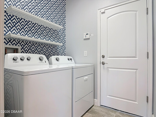 Building Photo - 5644 Estero Loop