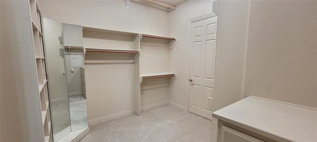 Building Photo - 856 Merion Dr