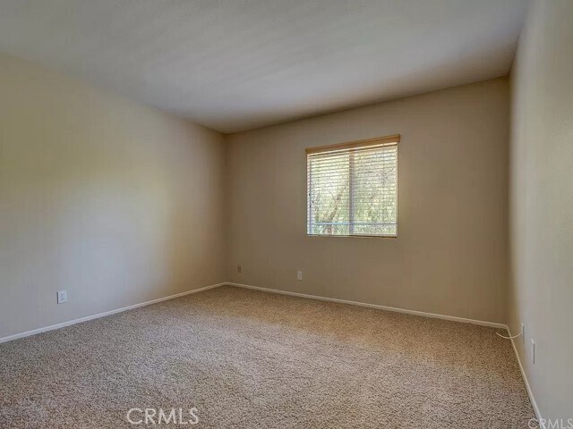 Building Photo - 28 Brookhollow