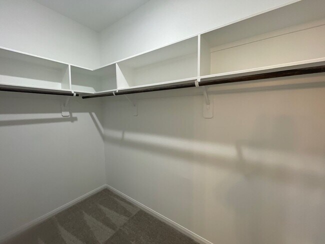 Building Photo - 1059 Rd 5736