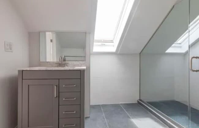 Building Photo - 205 Ives St