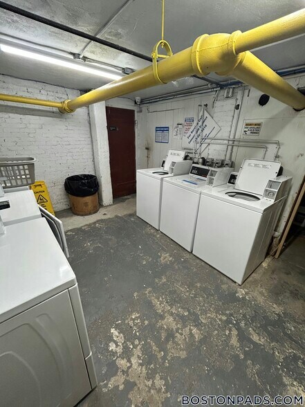 Building Photo - 885 Massachusetts Ave