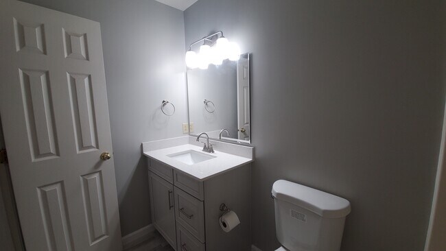 Building Photo - 101 Woodberry Dr