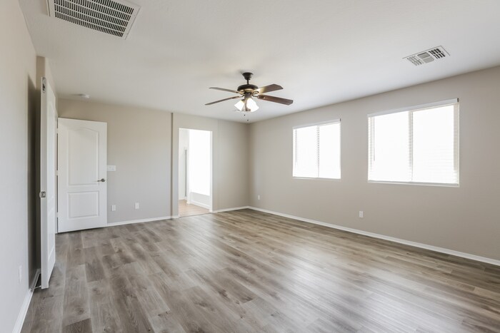 Building Photo - 7439 W Maldonado Rd