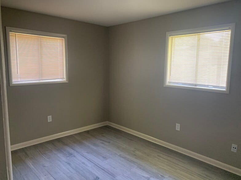 Building Photo - 2267 Sweetleaf St