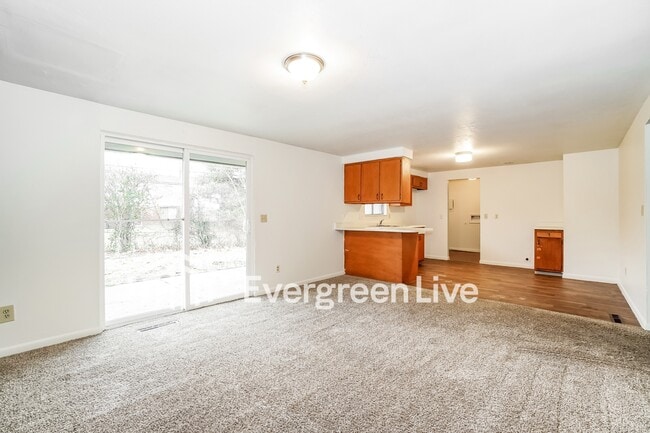 Building Photo - 3709 Panama Dr