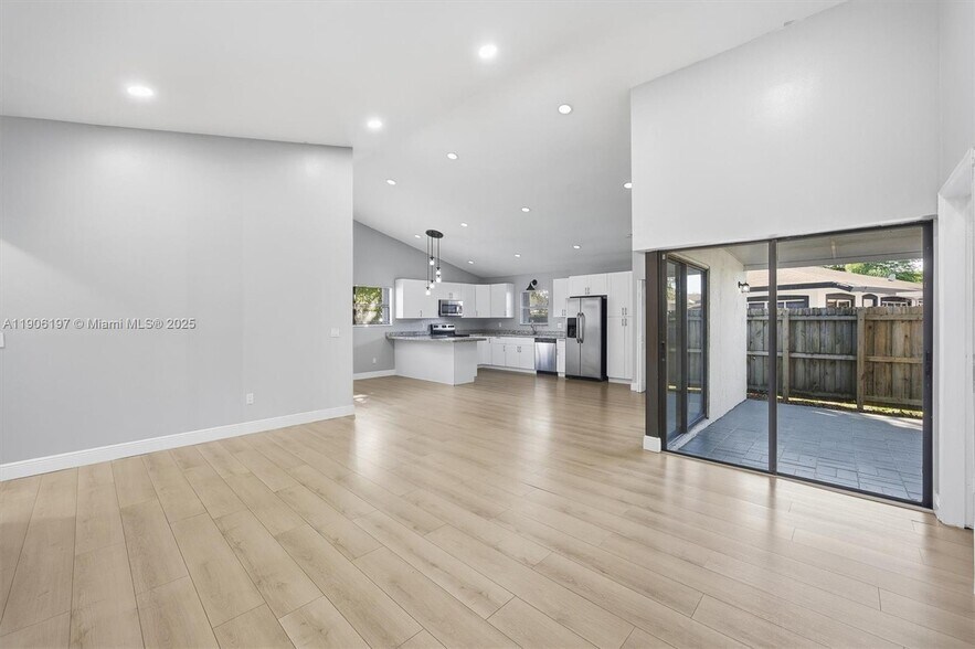 Building Photo - 13550 SW 286th Ter