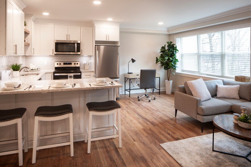 Interior Photo - The Parkview at Polifly: In-Unit Washer & Dryer, Heat and Water Included, and Cat & Dog Friendly