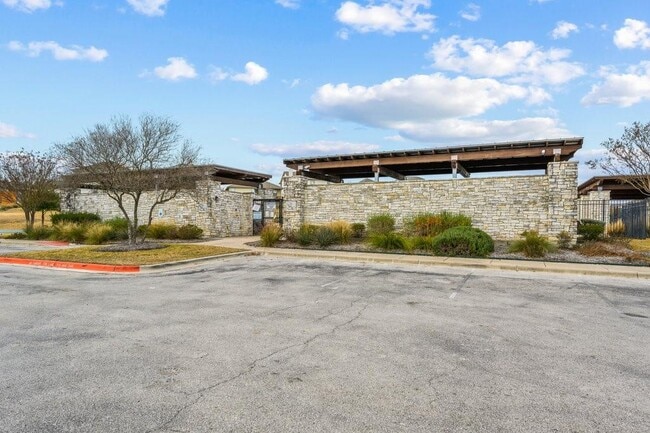 Building Photo - 208 Rock Hound Ln
