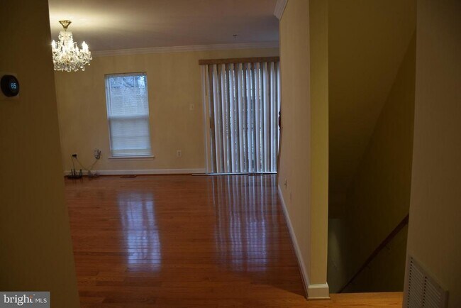 Building Photo - 204 Poplar Spring Rd