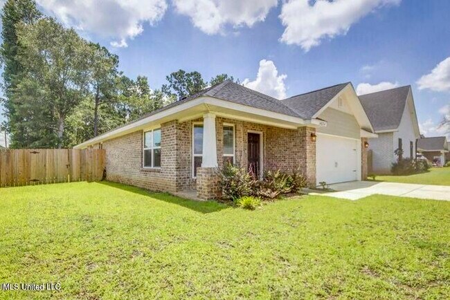 Building Photo - 14034 Old Mossy Trl