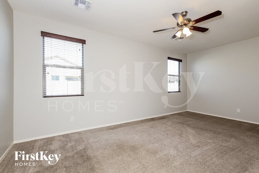 Building Photo - 18068 W Tina Ln