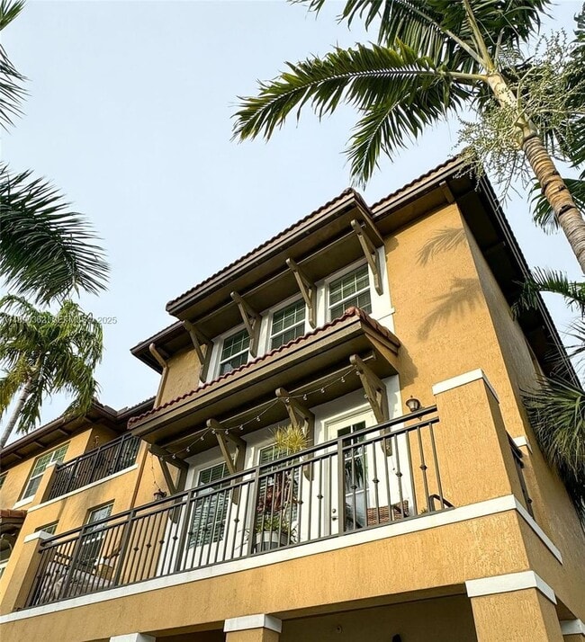 Building Photo - 1006 SW 147th Ave