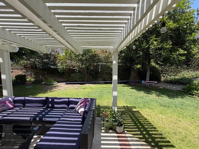 Building Photo - Briarwood Single Family Home for Rent