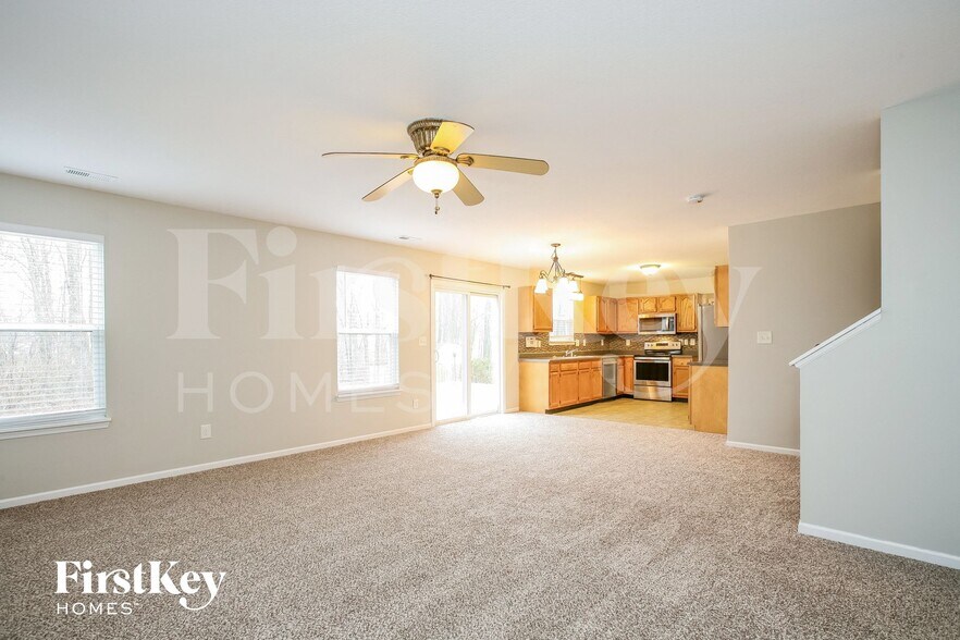 Building Photo - 15543 Dusty Trail