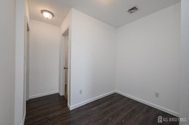 Building Photo - 438 Belgrade St