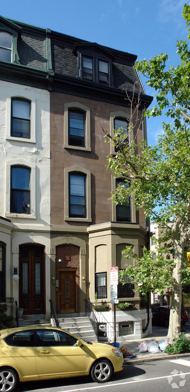 Building Photo - 2230 Spruce St