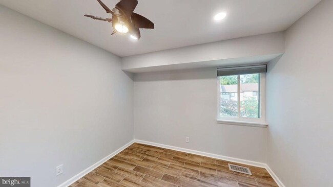 Building Photo - 1689 Westwind Way
