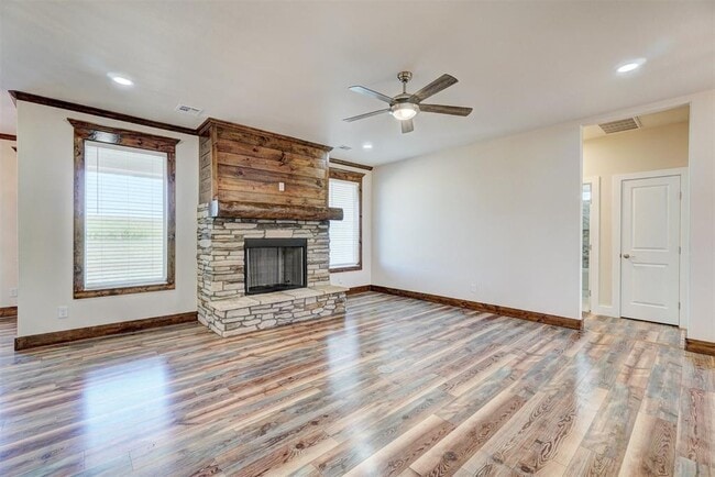 Building Photo - 4351 Whitetail Blvd