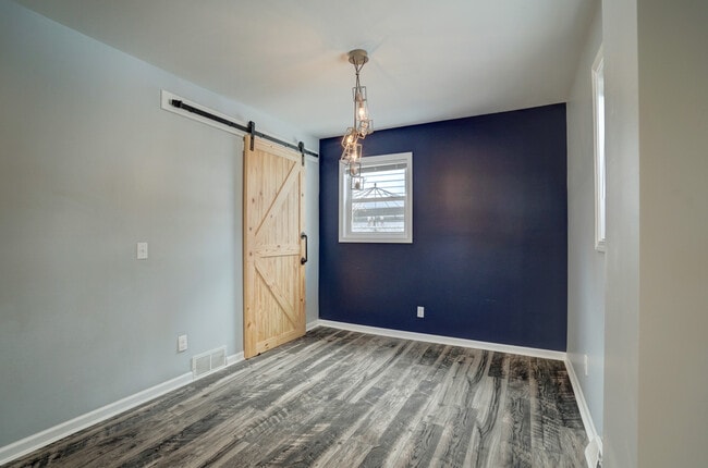 Building Photo - 1924 3rd Ave