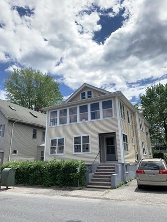 Building Photo - 37 Grant Ave