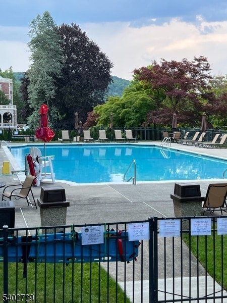 Building Photo - 5401 Rio Vista Dr