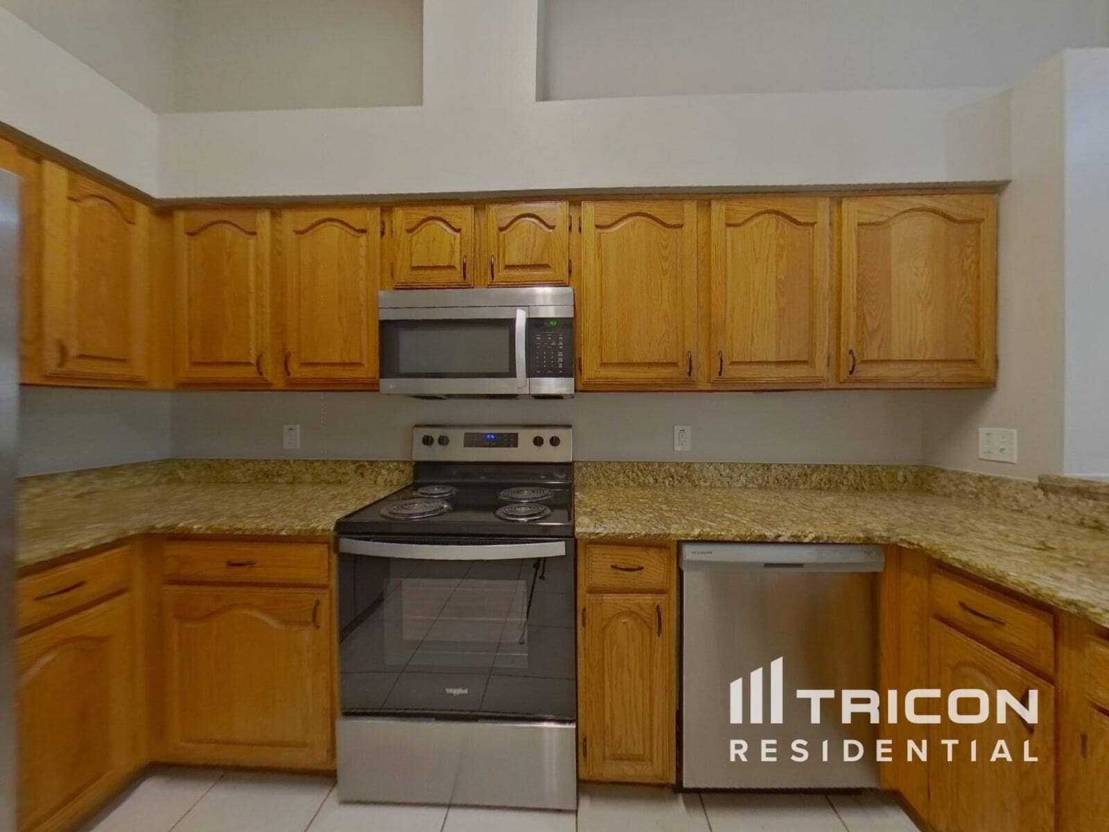 Building Photo - 792 Silversmith Cir
