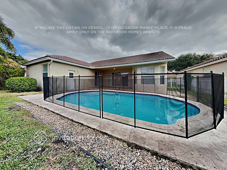 Building Photo - 5564 NW 57th Way