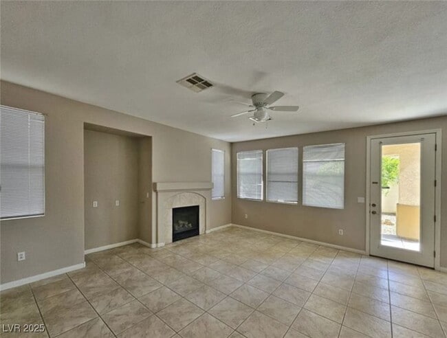Building Photo - 8917 Waltzing Waters Ct