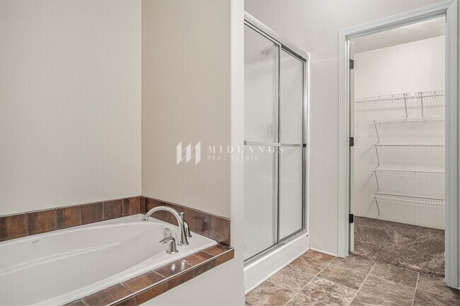 Building Photo - Ranch Townhome in Shadow View