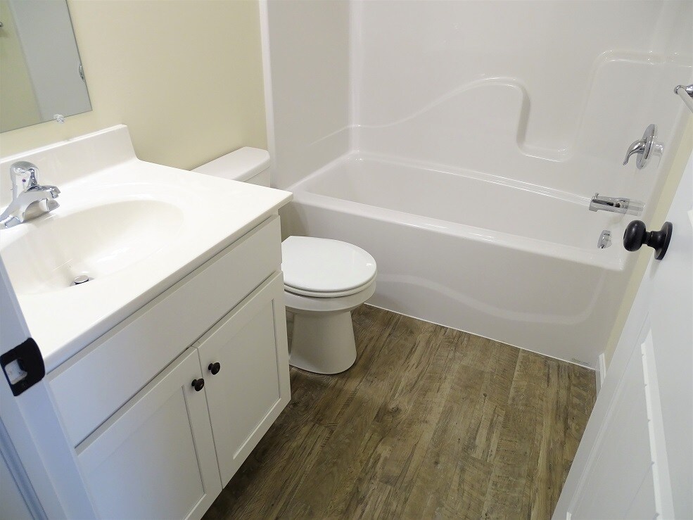 Building Photo - 609 Byler Cir