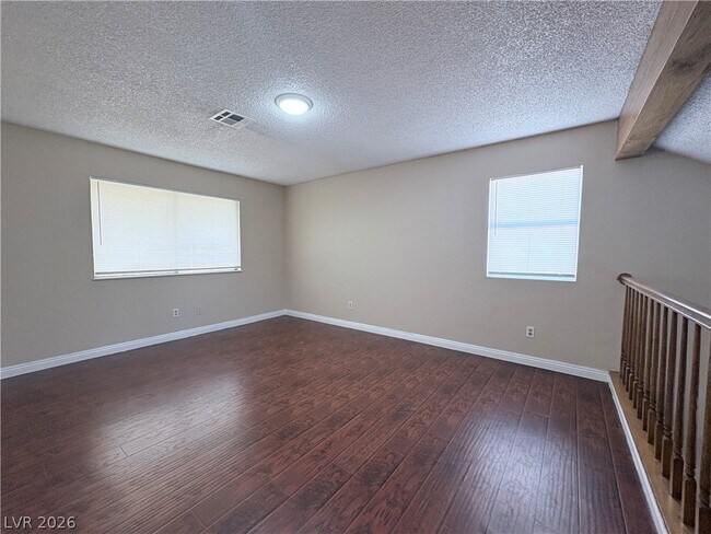 Building Photo - 2670 Sumac Ln