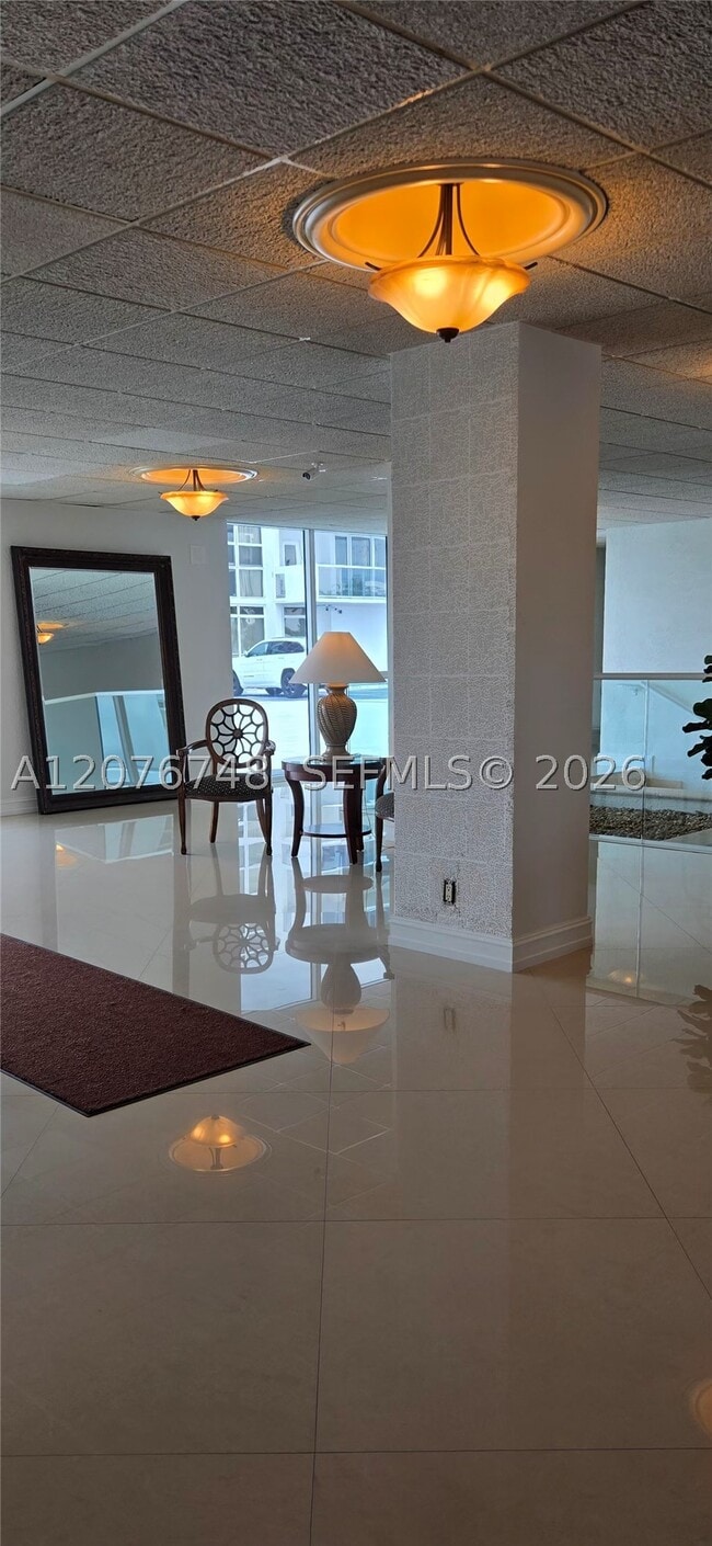 Building Photo - 2715 N Ocean Blvd