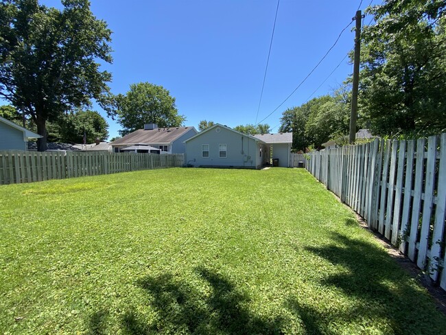 Building Photo - 417 Kentucky Ave