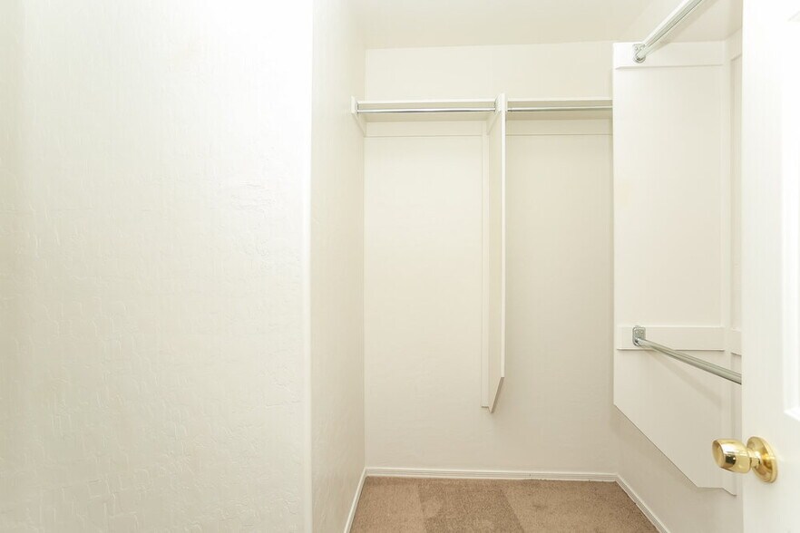 Building Photo - 8988 W Marmo Ave