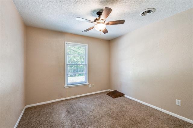 Building Photo - 1407 Helen Cir