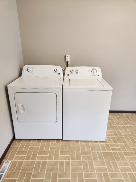 Building Photo - 1516 Sycamore St