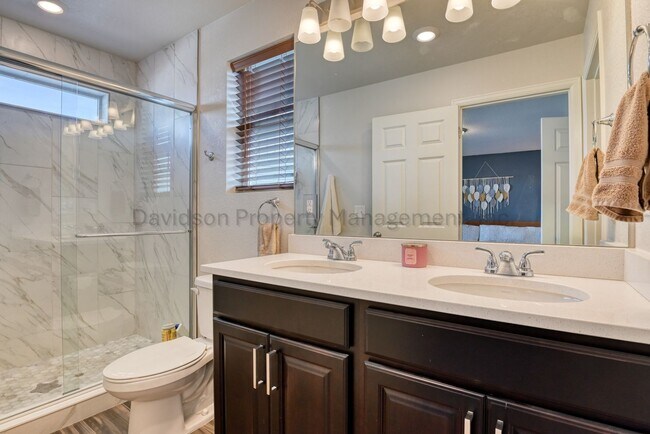 Building Photo - 7050 Silvergrass Dr