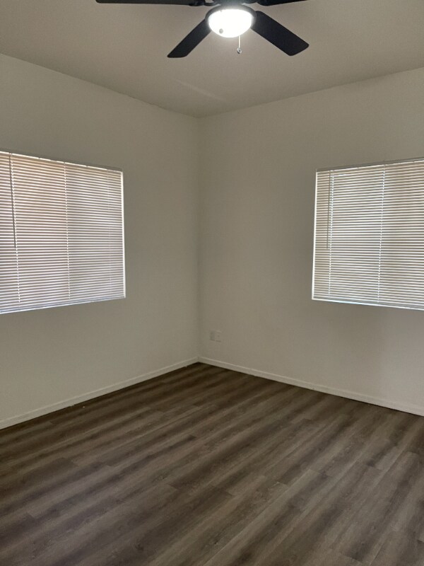 Building Photo - 515 E 6th St