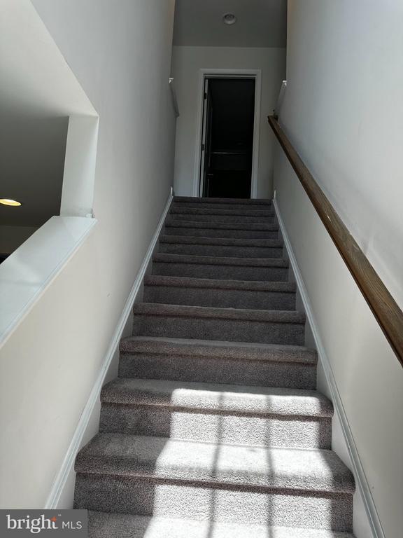 Building Photo - 4203 Flanders Ct