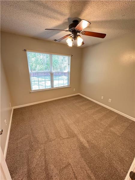 Building Photo - 115 Nandina Wy