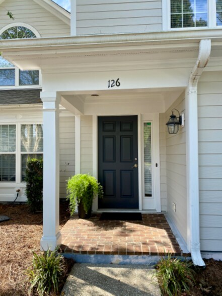 Building Photo - 6211 Wrightsville Ave