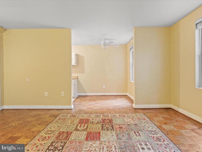Building Photo - 3051 Idaho Ave NW