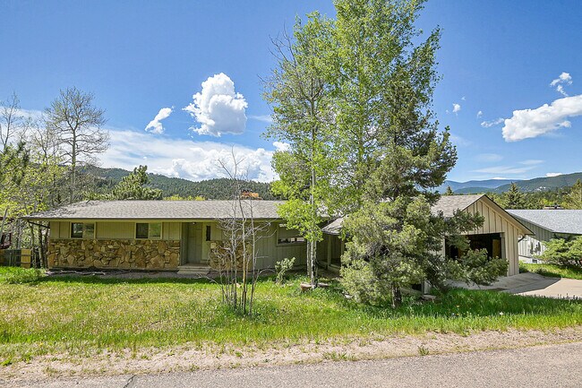 Building Photo - 27828 Fireweed Dr
