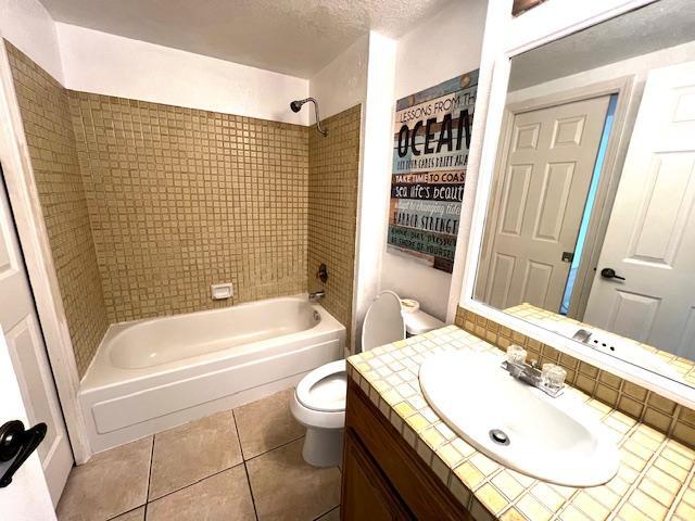 Building Photo - 2138 S Coast Hwy