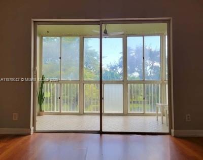 Building Photo - 4200 Hillcrest Dr