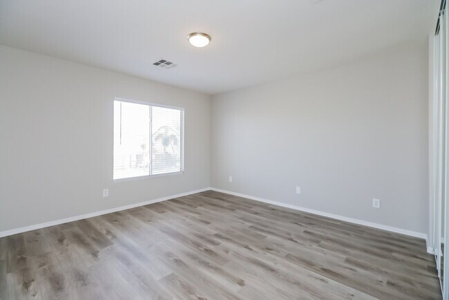 Building Photo - 3199 E San Manuel Rd