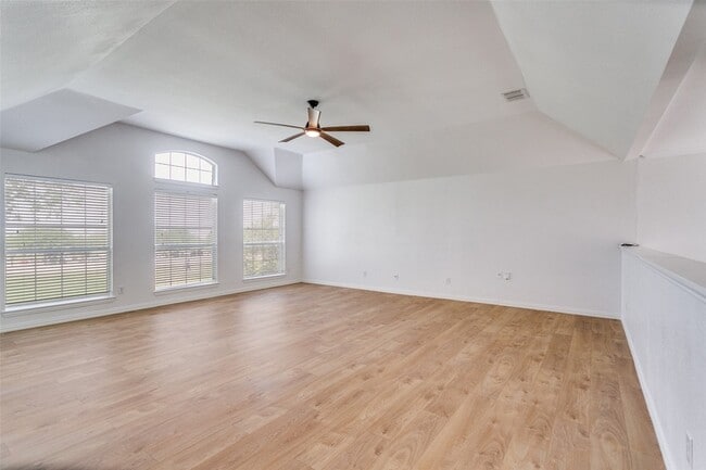 Building Photo - 2625 Royal Birkdale Dr